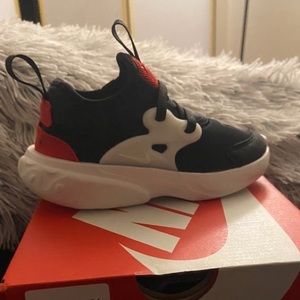 * brand new * Nike presto reacts ( toddler )